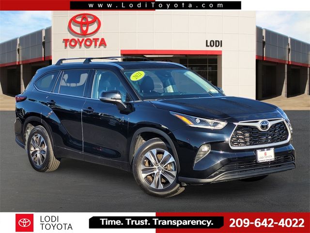 2021 Toyota Highlander XLE