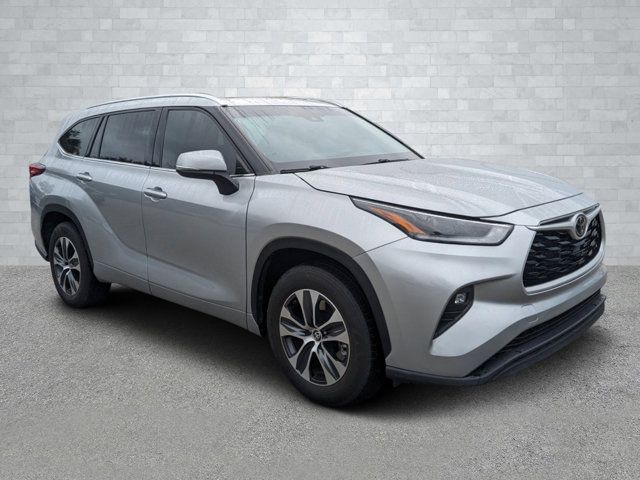 2021 Toyota Highlander XLE