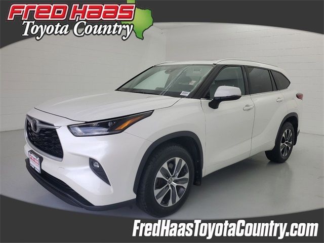 2021 Toyota Highlander XLE