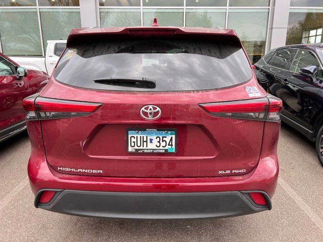 2021 Toyota Highlander XLE