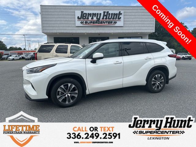 2021 Toyota Highlander XLE