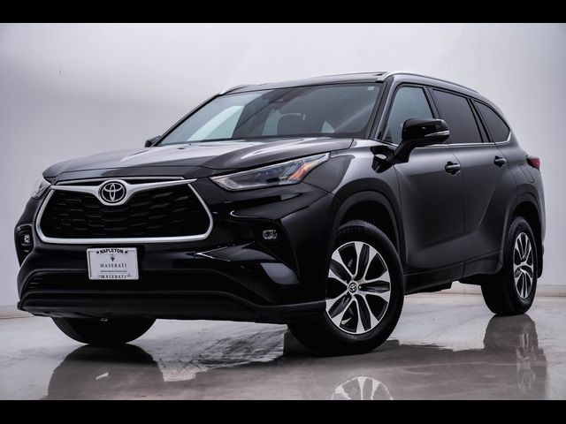 2021 Toyota Highlander XLE