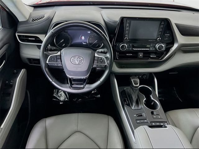 2021 Toyota Highlander XLE