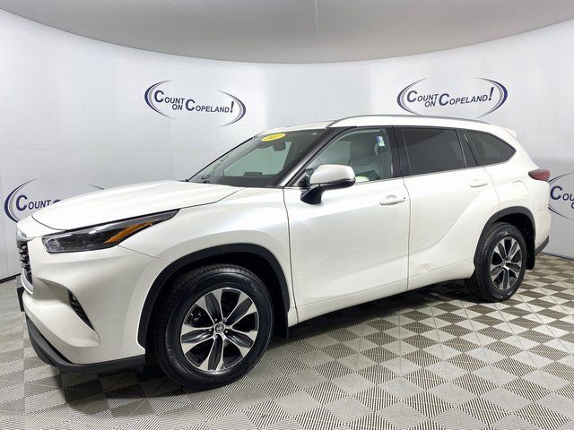 2021 Toyota Highlander XLE