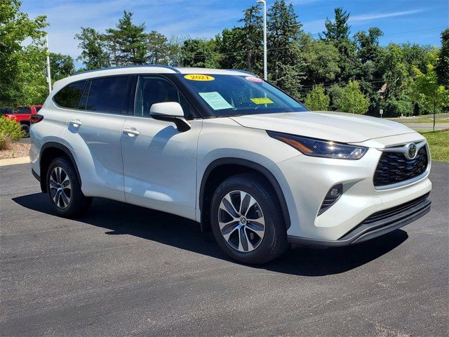 2021 Toyota Highlander XLE