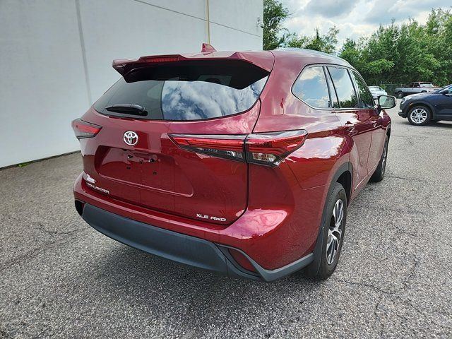 2021 Toyota Highlander XLE