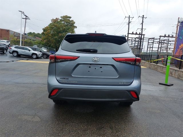 2021 Toyota Highlander XLE