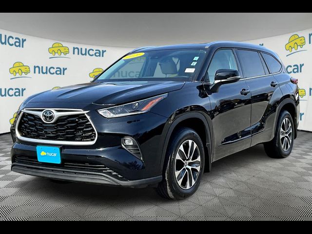 2021 Toyota Highlander XLE