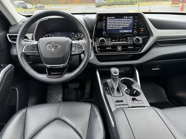 2021 Toyota Highlander XLE