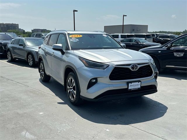 2021 Toyota Highlander XLE