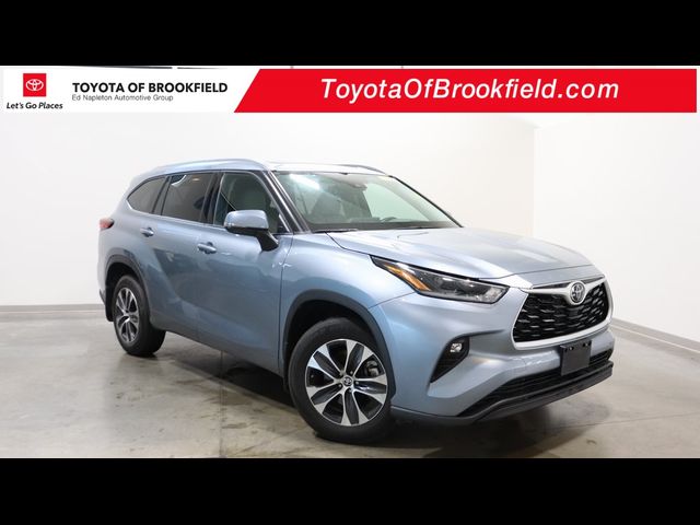 2021 Toyota Highlander XLE