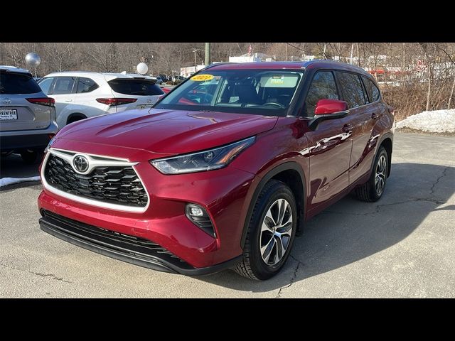 2021 Toyota Highlander XLE