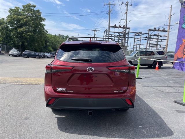 2021 Toyota Highlander XLE