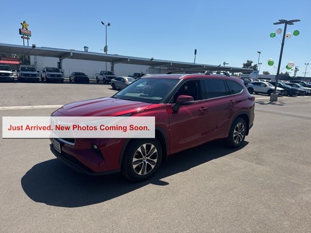 2021 Toyota Highlander XLE