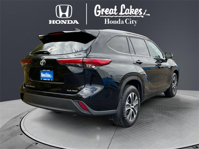 2021 Toyota Highlander XLE