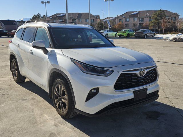 2021 Toyota Highlander XLE