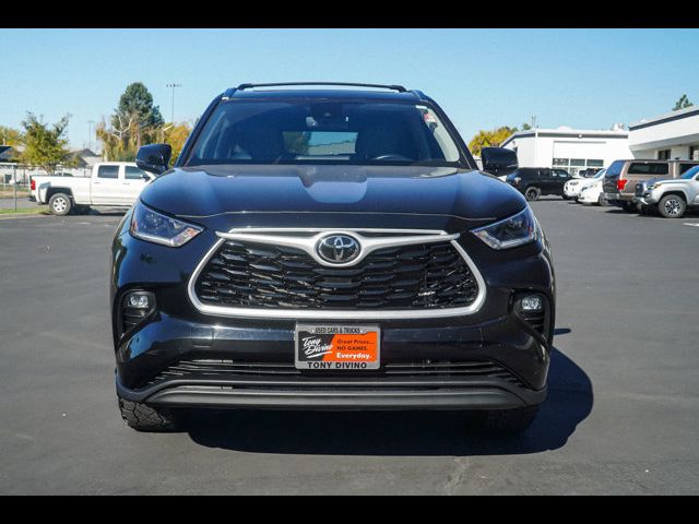 2021 Toyota Highlander XLE