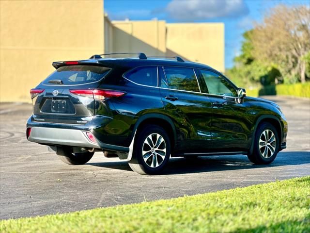 2021 Toyota Highlander XLE