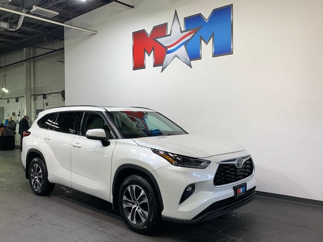 2021 Toyota Highlander XLE