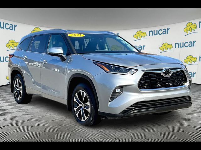 2021 Toyota Highlander XLE