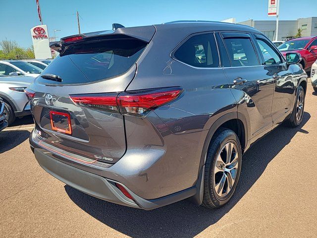 2021 Toyota Highlander XLE