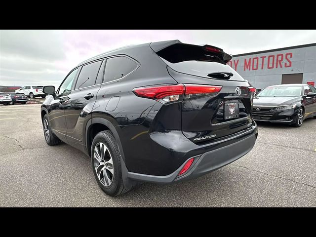 2021 Toyota Highlander XLE