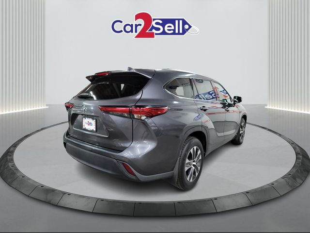 2021 Toyota Highlander XLE