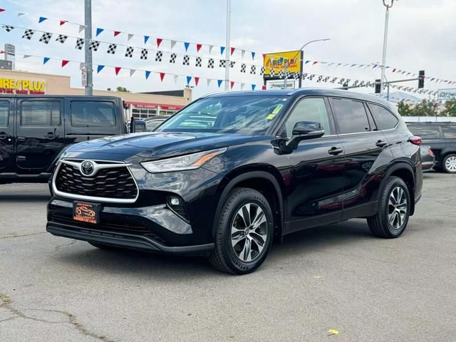 2021 Toyota Highlander XLE