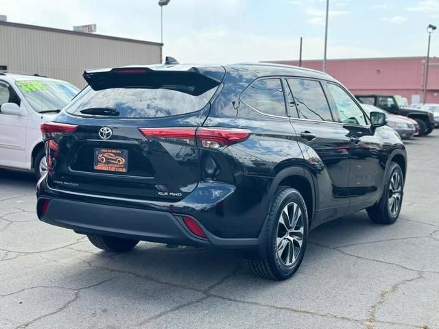 2021 Toyota Highlander XLE