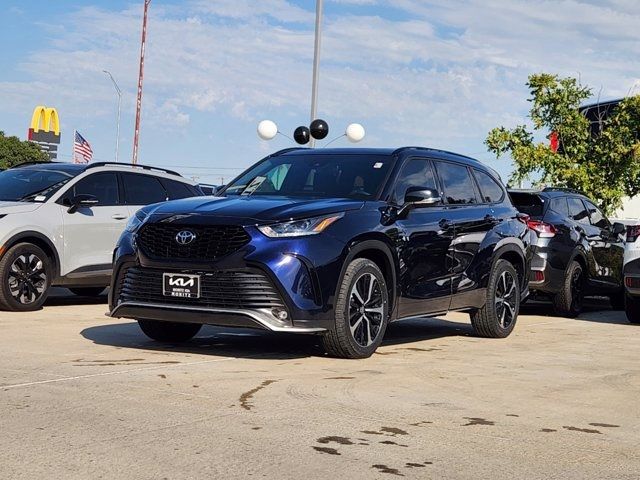 2021 Toyota Highlander XSE