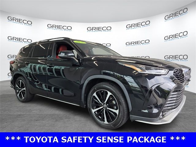 2021 Toyota Highlander XSE