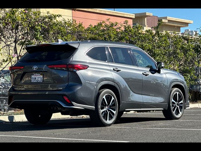 2021 Toyota Highlander XSE