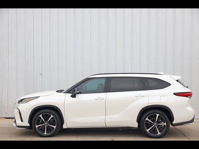 2021 Toyota Highlander XSE