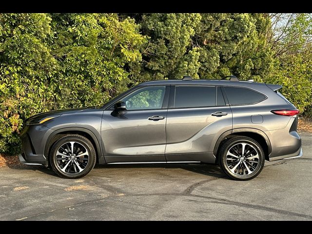 2021 Toyota Highlander XSE