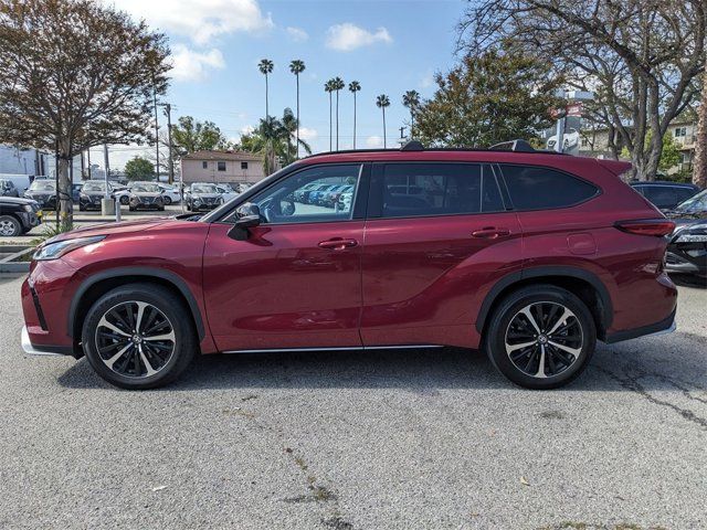 2021 Toyota Highlander XSE