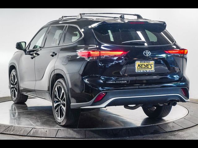 2021 Toyota Highlander XSE