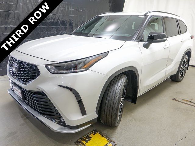 2021 Toyota Highlander XSE