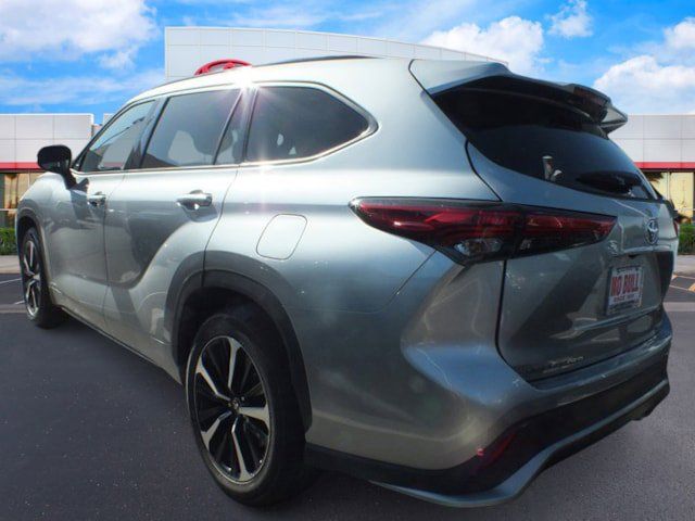 2021 Toyota Highlander XSE