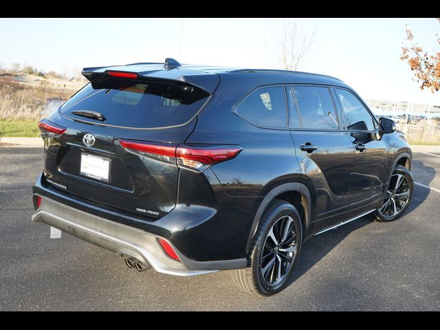 2021 Toyota Highlander XSE