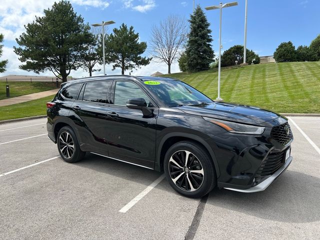 2021 Toyota Highlander XSE