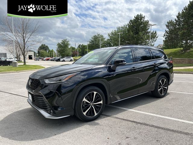 2021 Toyota Highlander XSE