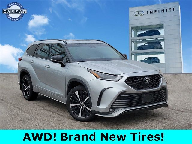 2021 Toyota Highlander XSE