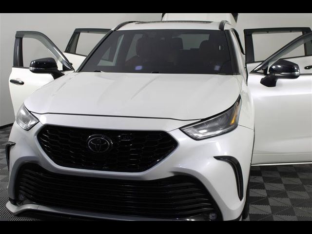 2021 Toyota Highlander XSE