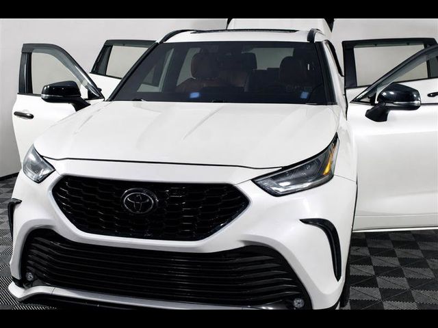 2021 Toyota Highlander XSE