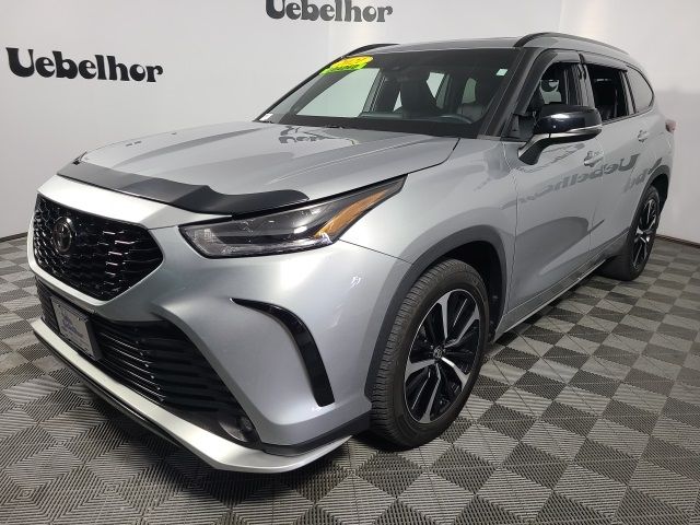 2021 Toyota Highlander XSE