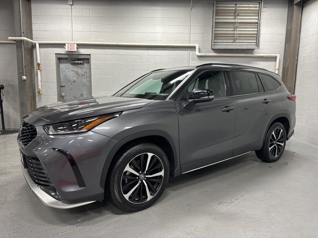 2021 Toyota Highlander XSE