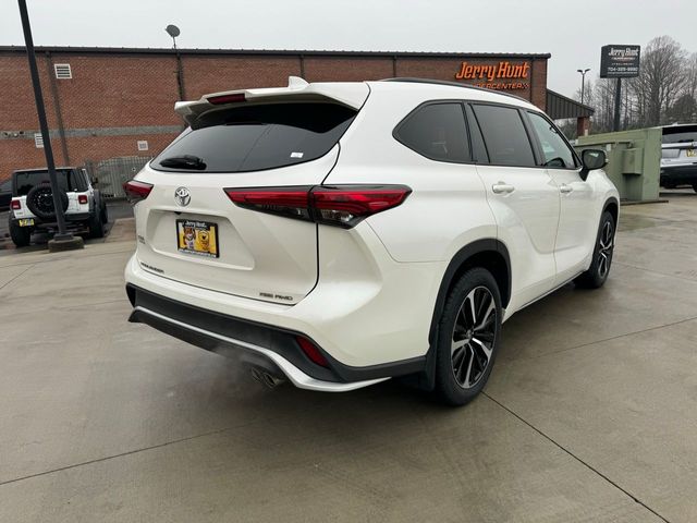 2021 Toyota Highlander XSE