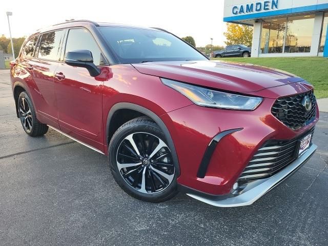 2021 Toyota Highlander XSE