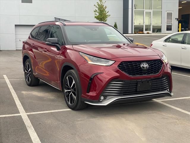 2021 Toyota Highlander XSE