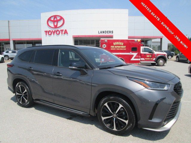 2021 Toyota Highlander XSE